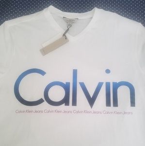 Calvin Klein Jeans T-shirt size large
